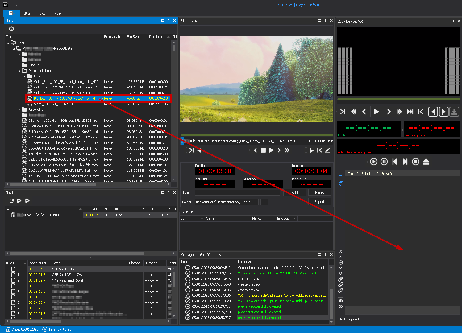 Drag file from Media window to player clip list